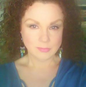 Meet your Posher, Dayna